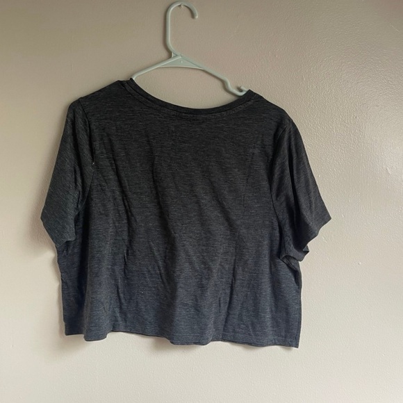 Crop Top Bundle - Picture 5 of 9